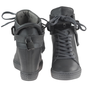 Botki Carinii B3767